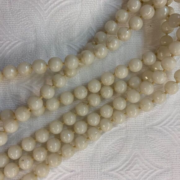 Vintage 1950s Multi Strand Bead Off White Choker Japan Great 4 Up Cycle  (J529) - Picture 8 of 14